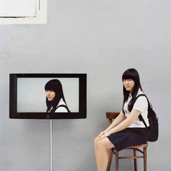 4.Looking at yourself_금빛나, 160cm x 120cm, C-print, 2009