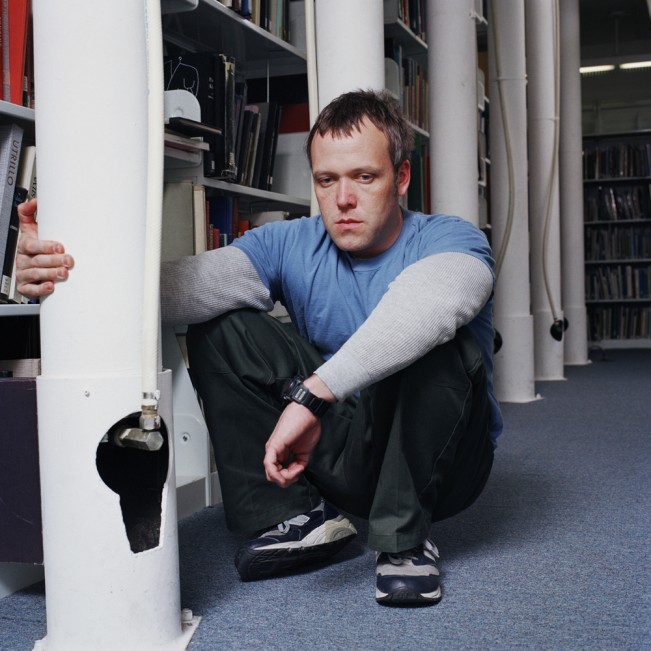 5. Jeff in the library, C-print, 100cmx100cm, 2003
