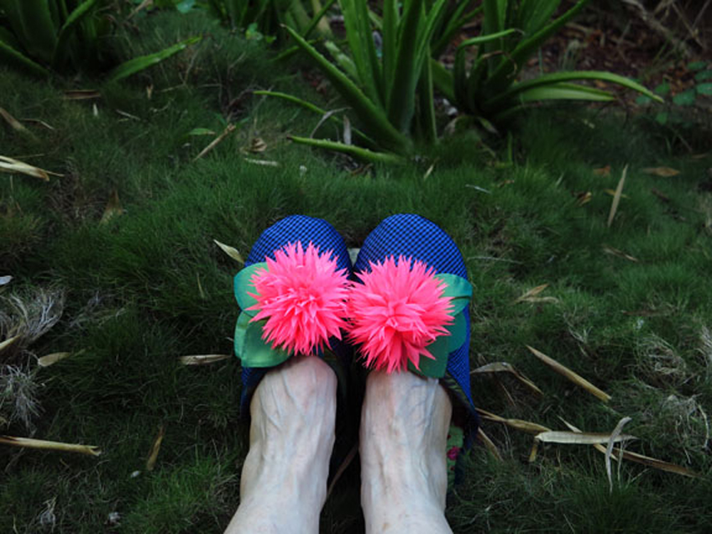 ayeroff_magic-slippers
