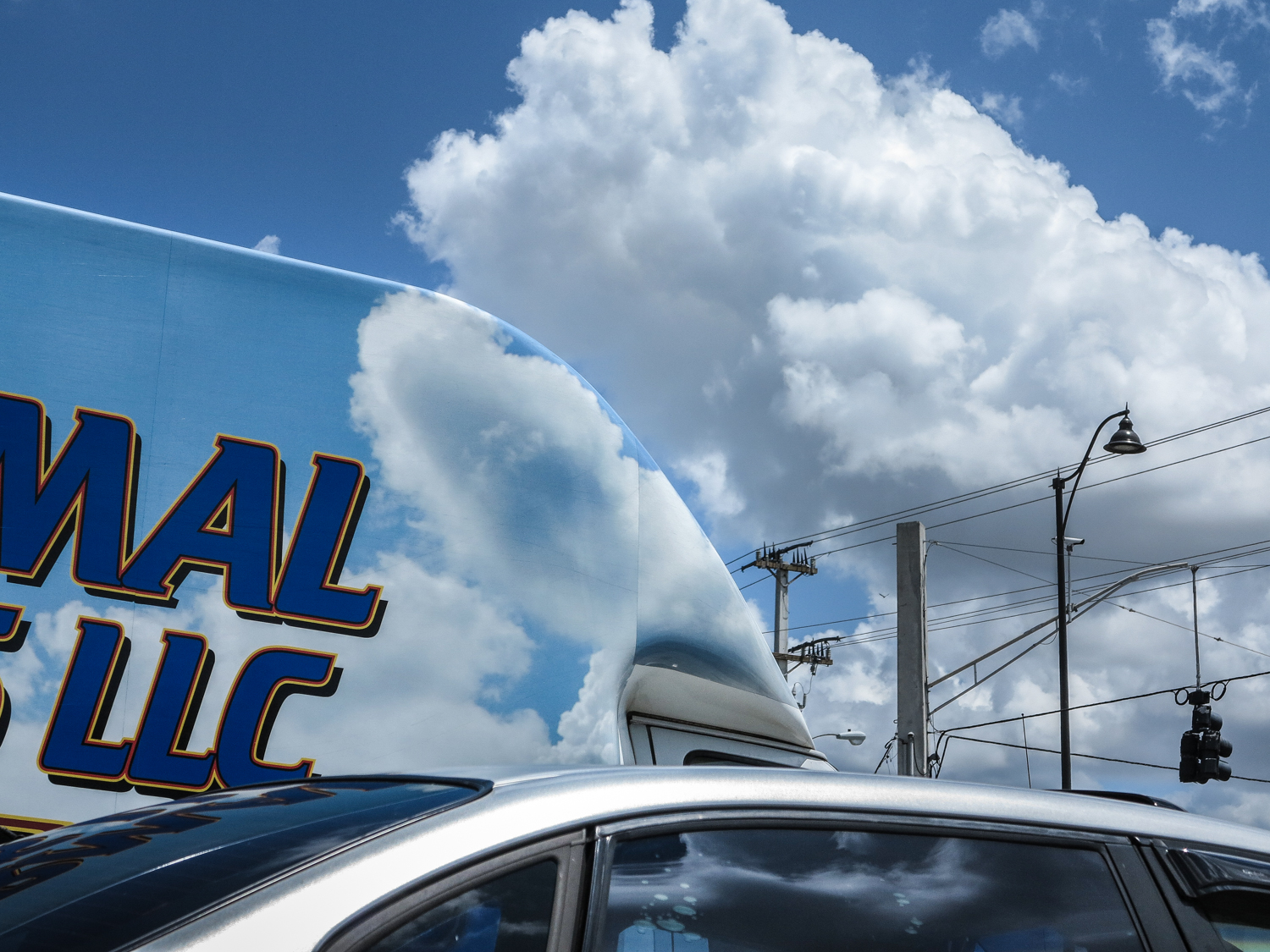 Cloud Truck, Bonita Springs, Florida 2013 from AMERICOLOR series