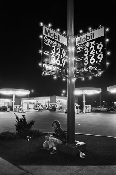 VN Blvd.-073-23 'Mobil Gasoline Sign'
