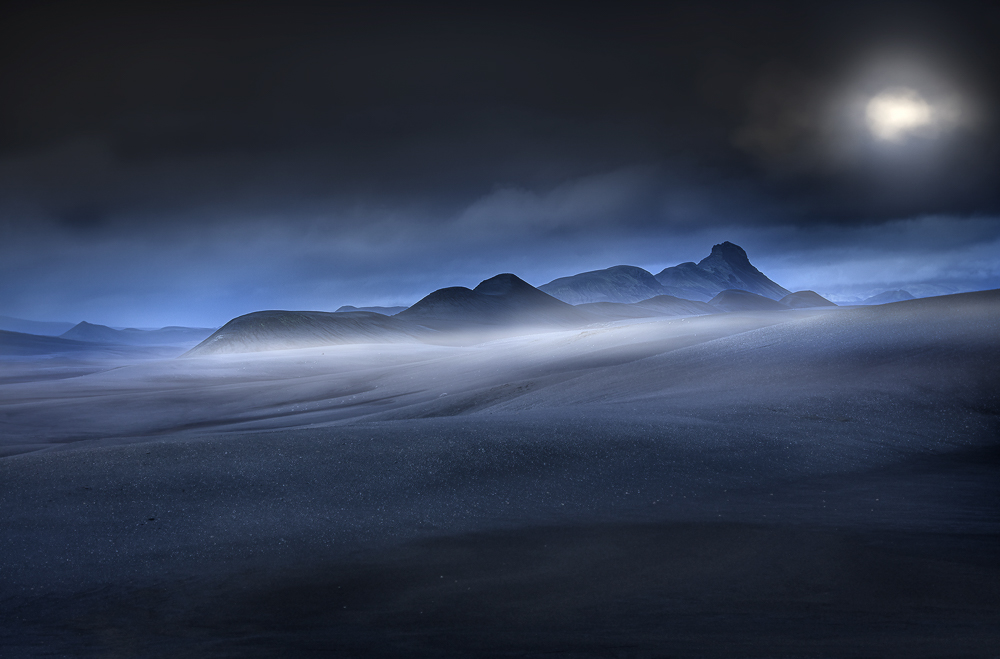 13.Blue-like-an-Eclipse---Series-The-Blue-Desert