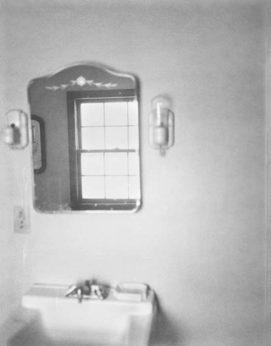 30-bathroom sink and mirror_specs-30