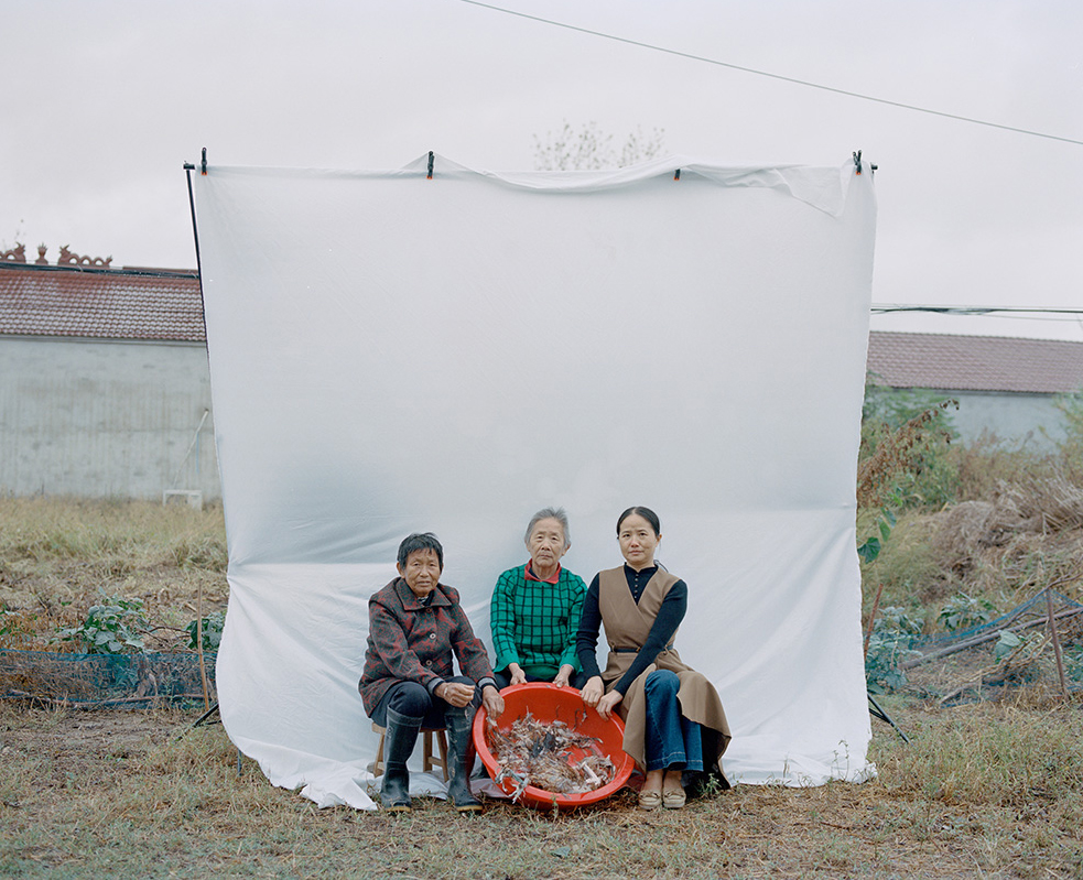 Shuyuan_Zhou_My Great Grandmother, My Grand Aunt, My Grandmother, My Mother and I 04 - Shuyuan Zhou