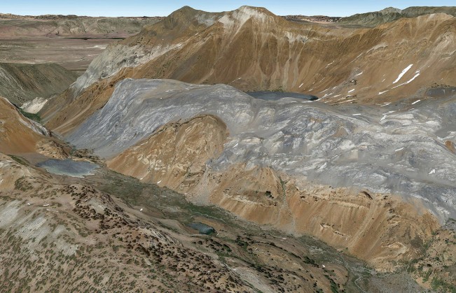 BobbyLee-MountainFolds-spreads-09