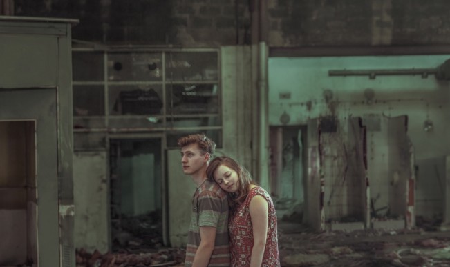 Hector Abela, Unidos ante la adversidad