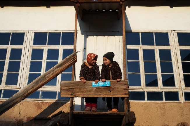 Nurli Hayot - Andrew Juravlev