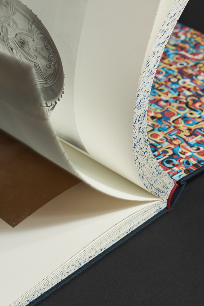 Encyclopaedia_book_03