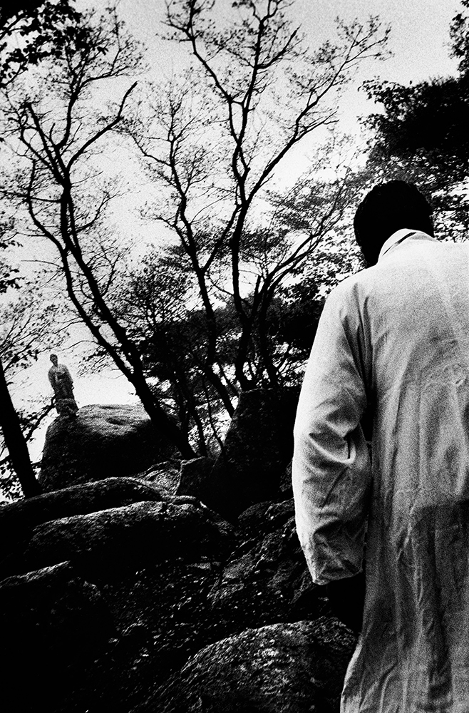 Lee Gap-Chul, Conflict and Reaction, Two old people in the forest, 1994