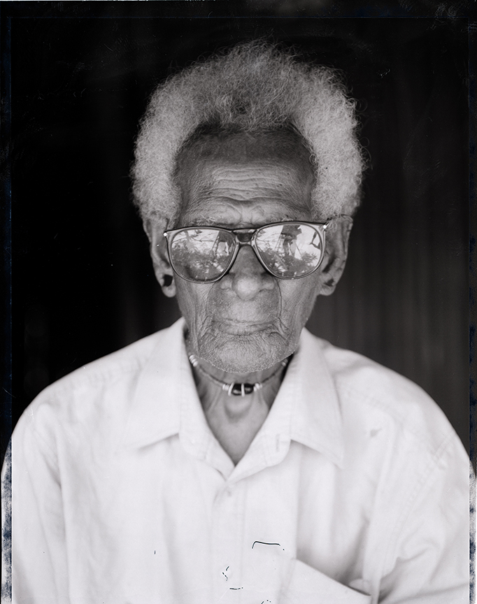 graham_elder with glasses PNG