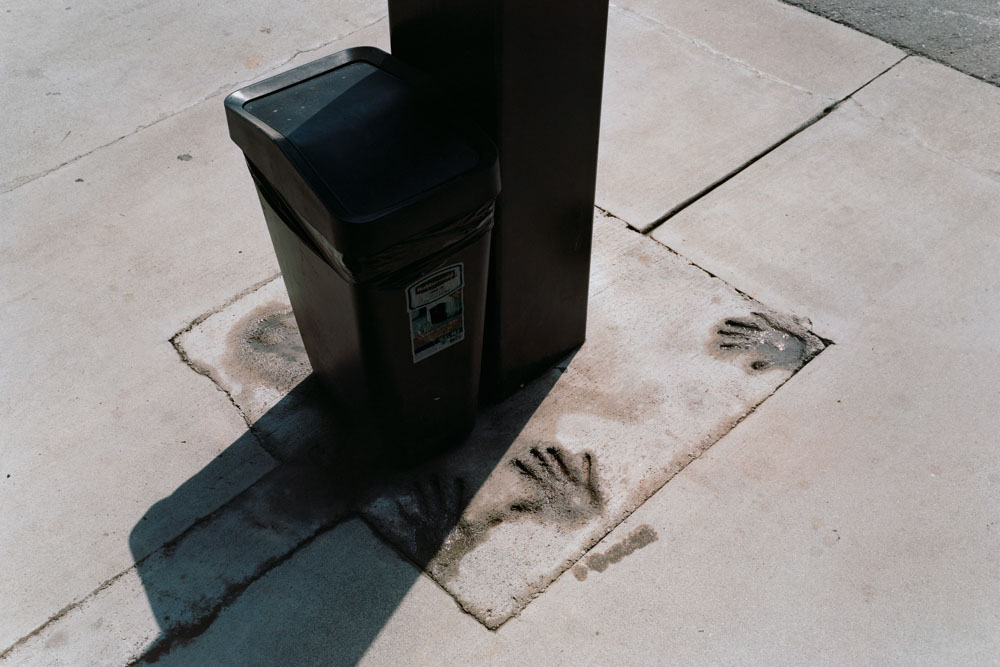 Handprints at the Weitchpec Gas Station, December 2023. © Jonas Banta. Overshoot with Yogan Muller.
