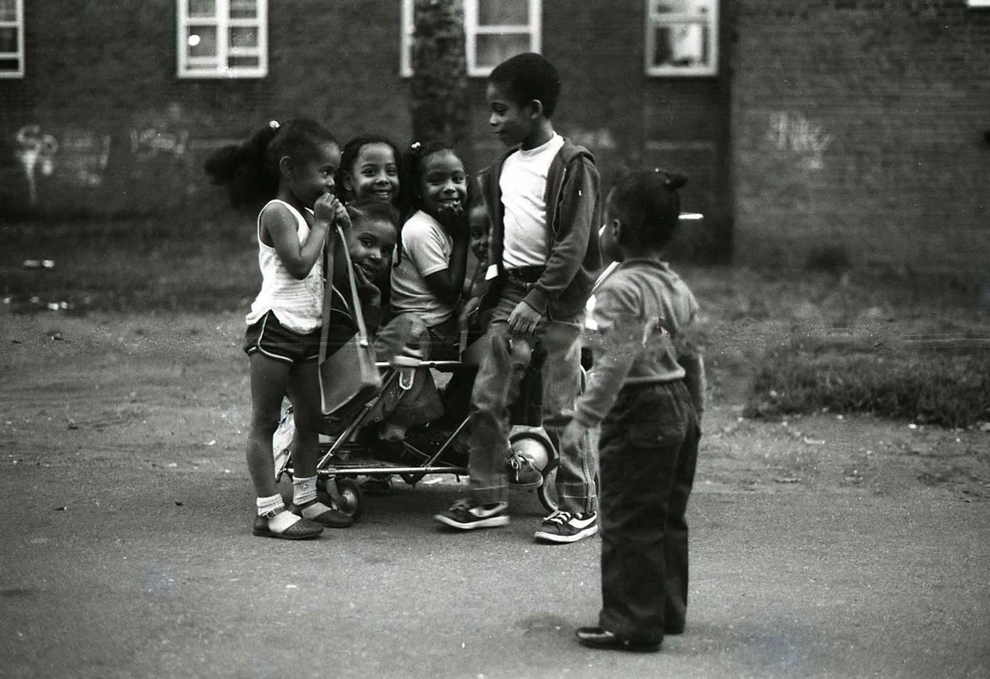 2 © Jamel Shabazz, The Crew, 1980_
