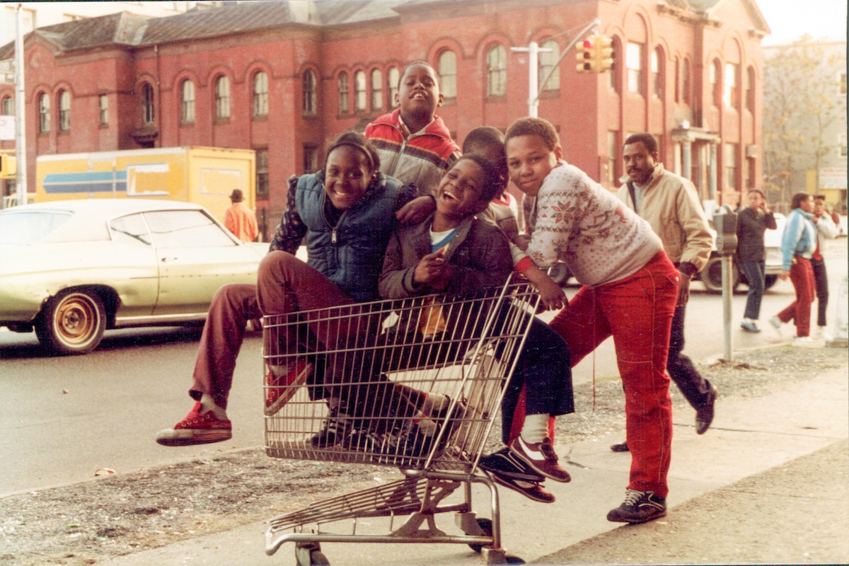 3 © Jamel Shabazz, A Time of Innocence (Kids Playing on a Shopping Cart), 1981_
